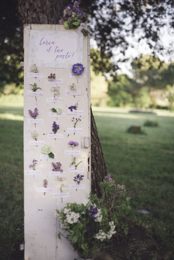tableau de mariage botanico con fiori viola
