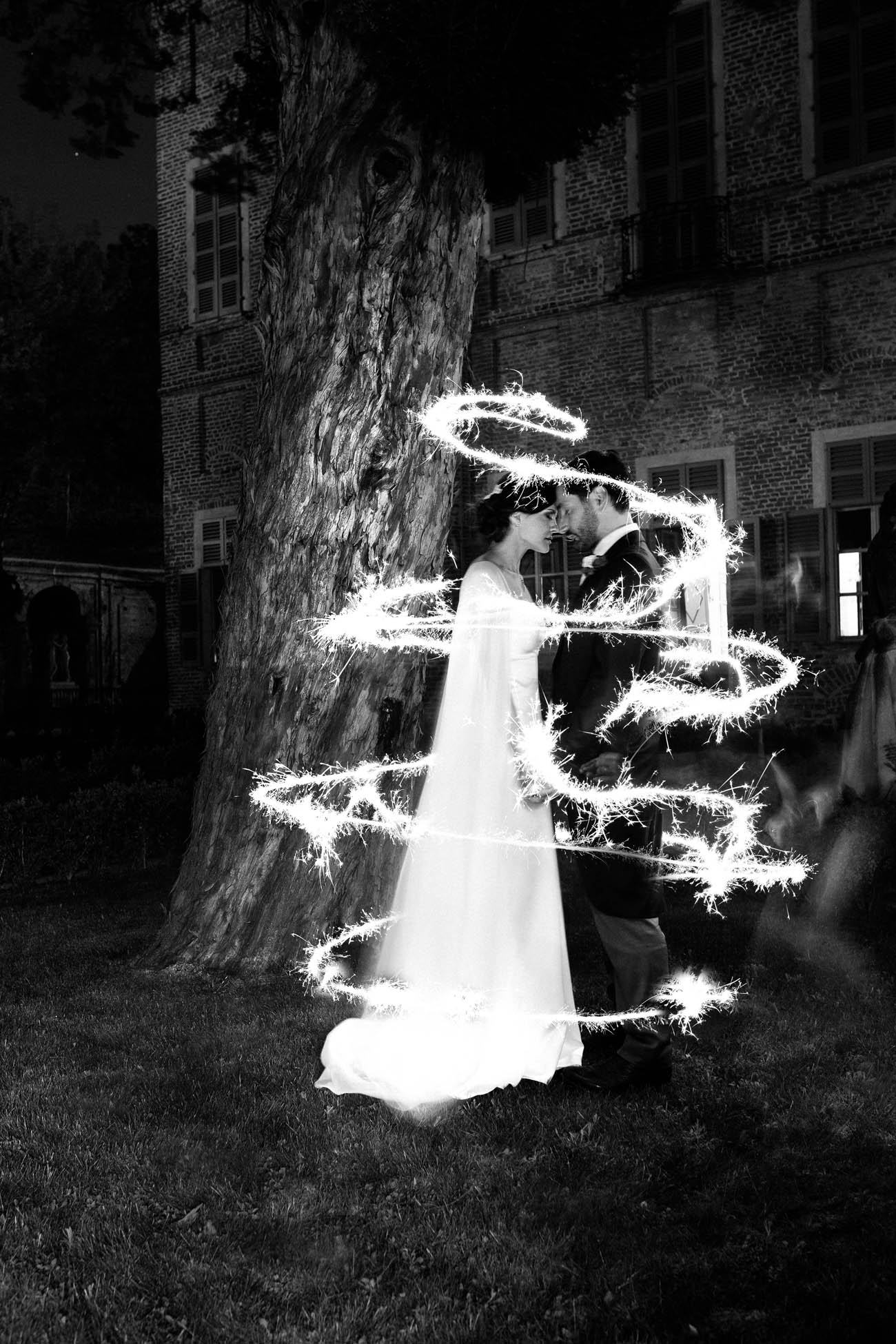 foto matrimonio con candeline scintillanti